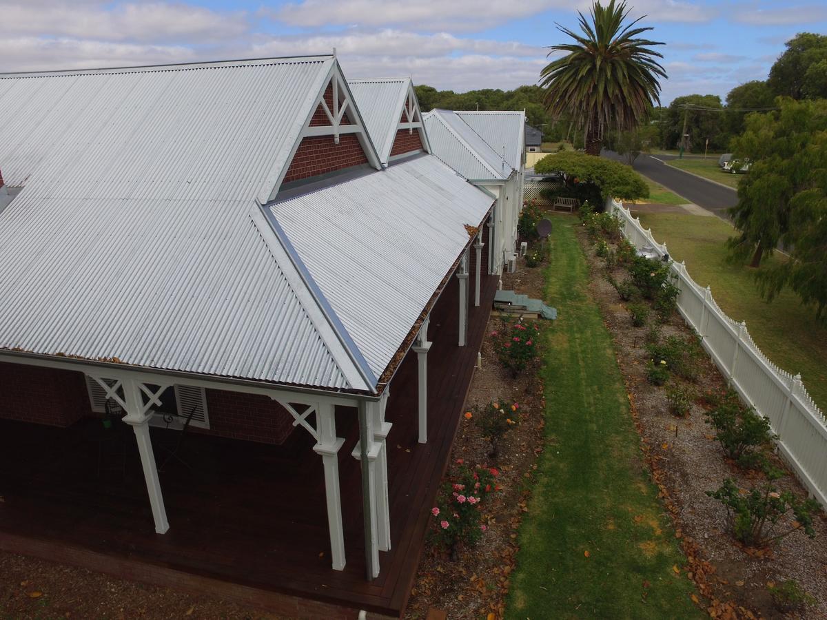 Hotel Ithaca 1896 Manor à Busselton Extérieur photo